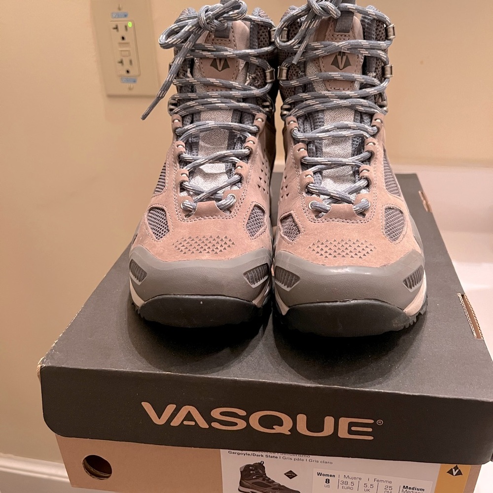 Vasque breeze Womens hiking boots 8W